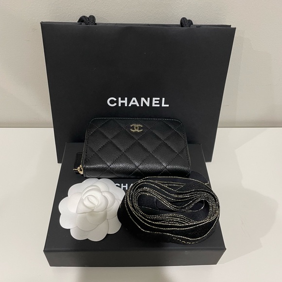 Chanel quilted zip wallet caviar leather black goldware - Picture 1 of 14